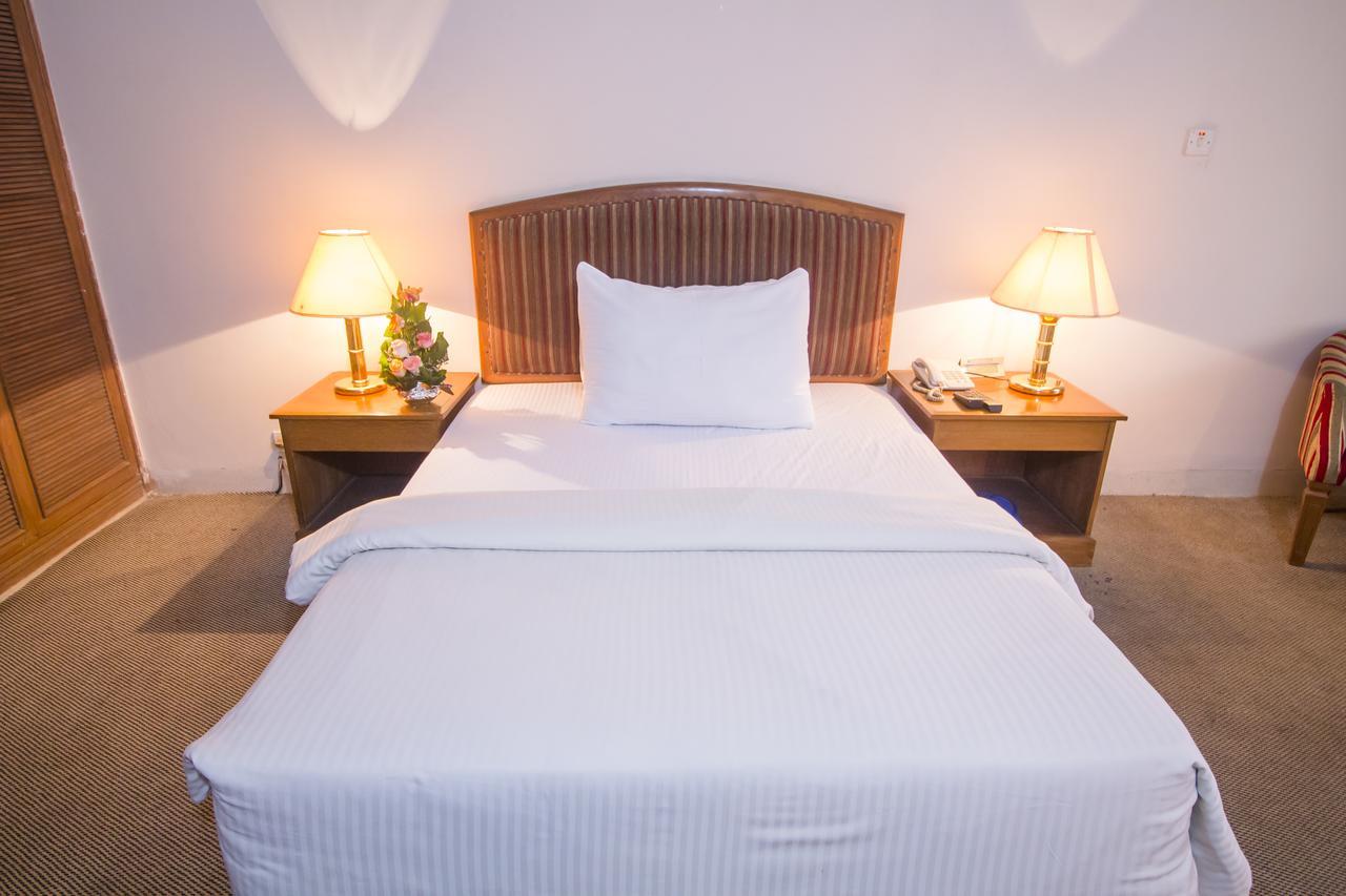 Hotel Swiss Park Dakka Kültér fotó